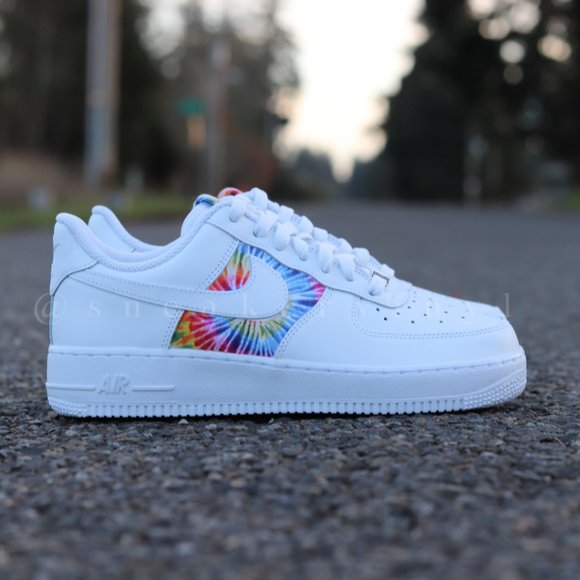 Nike Air Force 1 Low Tie Dye Custom NWT - Picture 1 of 10